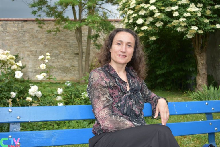 Claudine Gérez, fille de Hildegarde…l’Humain d’abord