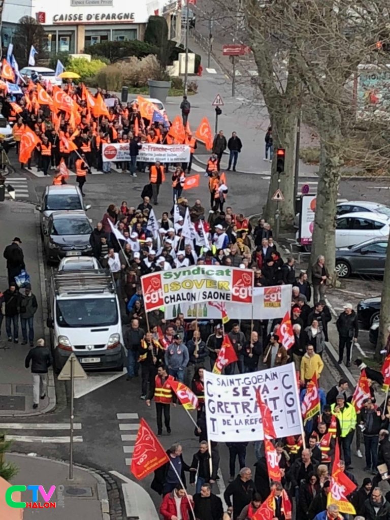 Manifestation massive à Chalon contre la réforme des Retraites