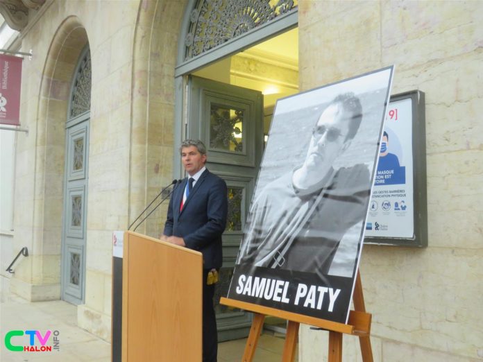 Hommmage Officiel S Paty (1)_GF