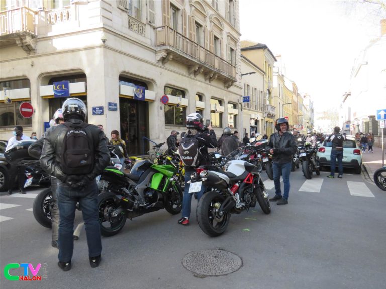 Motards en colère : De Sevrey à Chalon, entre 5 à 600 motards ont manifesté samedi après midi