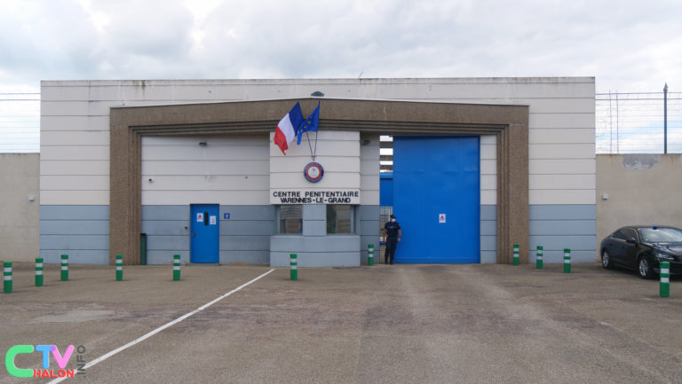 E.Dupond-Moretti à Varennes : des annonces pour les surveillants et un Centre Educatif Fermé pour 2024