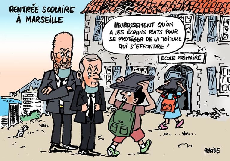Macron en visite dans une école vétuste de Marseille