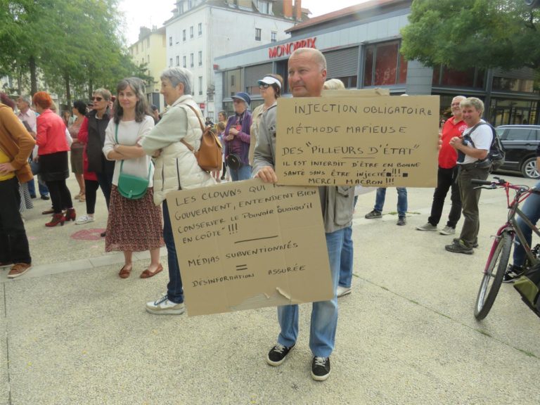 Manifestation contre le « Pass sanitaire » : Ils étaient encore une centaine